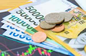 Bank of Korea Raises Rates Again, Sees Faster Inflation