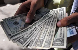 Dollar set for first losing week in seven amid U.S. yield retreat